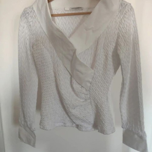 Naracamicie white elastic wrap blouse size S like new