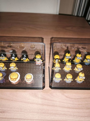 Mega Blocks Minions figures with base and protective case used