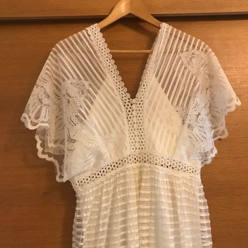 Lace dress like new, wedding or minimal dress size M