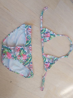 Triangle bikini for girl 6 years like new