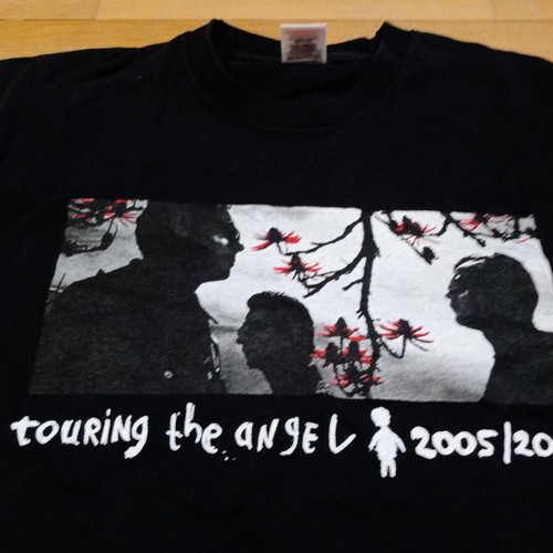 Depeche Mode 2005–06 Touring the Angel Vintage Shirt Size M Like New
