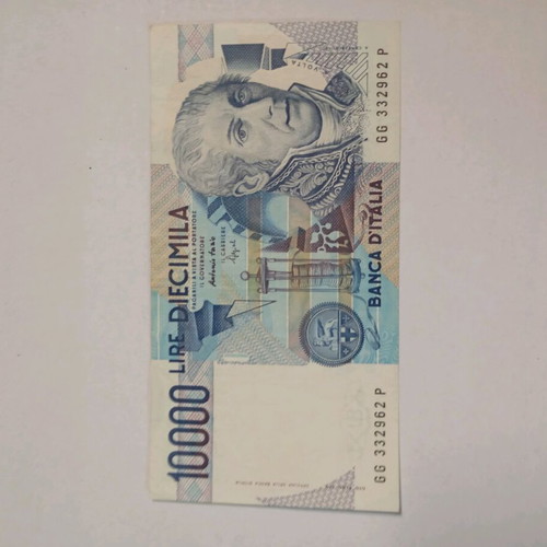 Banknotes used from Italy, Macedonia and Sweden