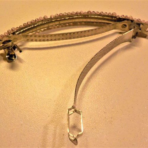 Hair clip with pink beads, 9 cm length and 8 mm width