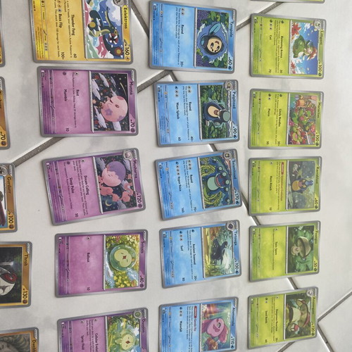 Pokemon cards Scarlet and Violet Black Bolt set, 62 common and uncommon