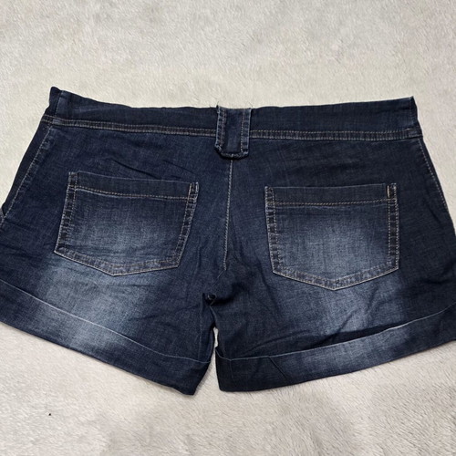 Women's shorts like new, sizes M-L