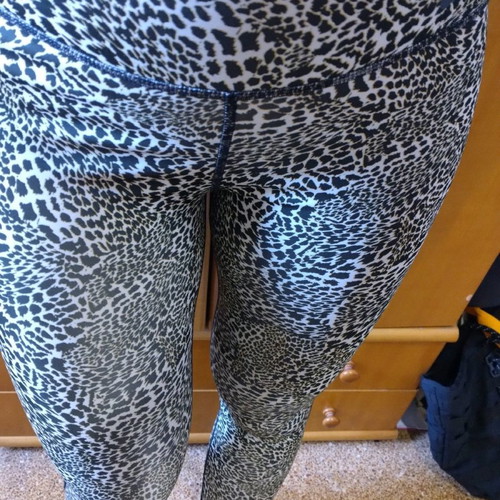 Nike animal print leggings small like new