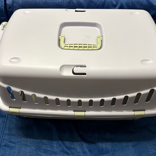 Pet Camelot Purple Pet Carrier Cage like new 58x38x38cm