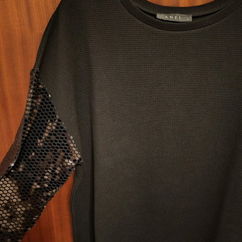 Anel women's black blouse like new with sequin sleeves size L