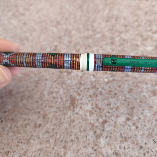 Daniel Hechter pen new
