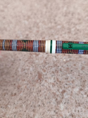 Daniel Hechter pen new