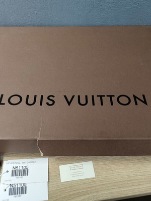 Louis Vuitton άδειο κουτί συσκευασίας μεταχειρισμένο με φθορές 47x34.5x8 εκ.