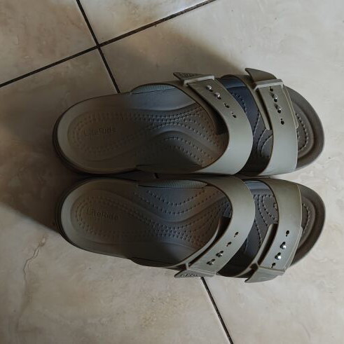 Crocs Lite Ride sandals, khaki, size W8 / 38-39, with box