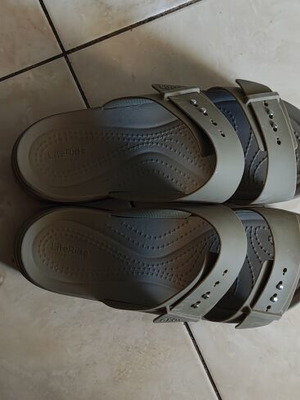 Crocs Lite Ride sandals, khaki, size W8 / 38-39, with box
