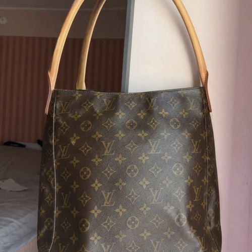 Louis Vuitton Looping GM Monogram shoulder bag like new, beige and brown