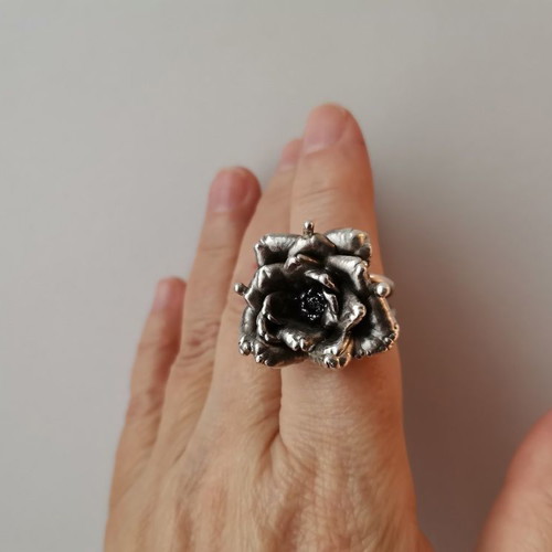Rose ring new, silver plated with real rose