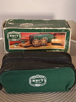 Σετ περιποίησης παπουτσιών ταξιδιού "BRUT FOR MEN" μεταχειρισμένο σε τσαντάκι