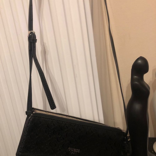 Guess black bag used, crossbody with aging mark