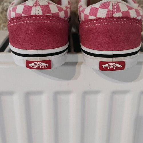 Vans athletic shoes used, size 26.5, suede