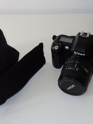 Φωτογραφική μηχανή Nikon F80 με φακό Sigma 28-105mm μεταχειρισμένη, χρειάζεται επισκευή
