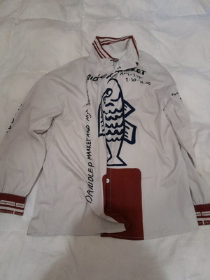 Shirt like new, size L
