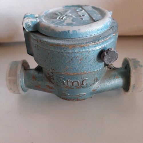 Triton brass water meter in like new condition