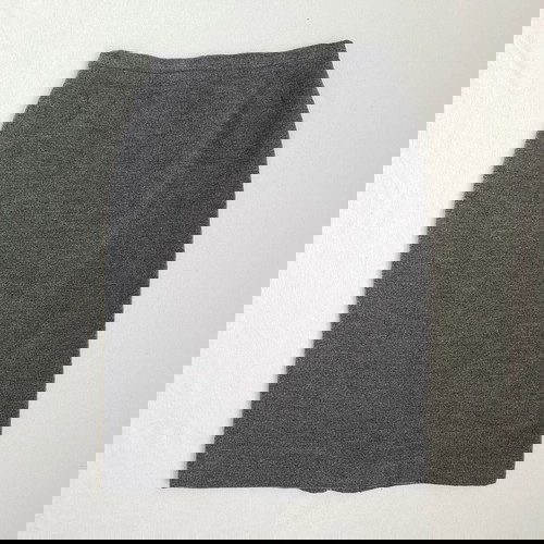 Max Mara women's wool skirt size 38 M like new, gray