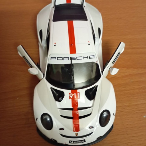 Metallic toy car 1/24 scale