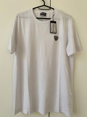 Emporio Armani T-shirt new, size Medium, white