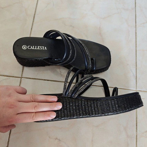 Summer platform sandals like new, size 38, black and silver