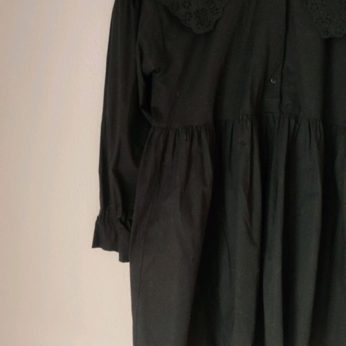 Black GiGi dress with large embroidered collar like new, one size