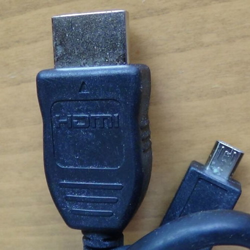Sony Micro-HDMI to HDMI High-Speed Cable like new