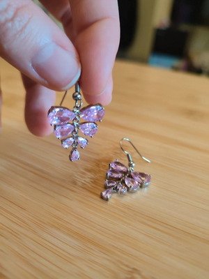 Earrings like new