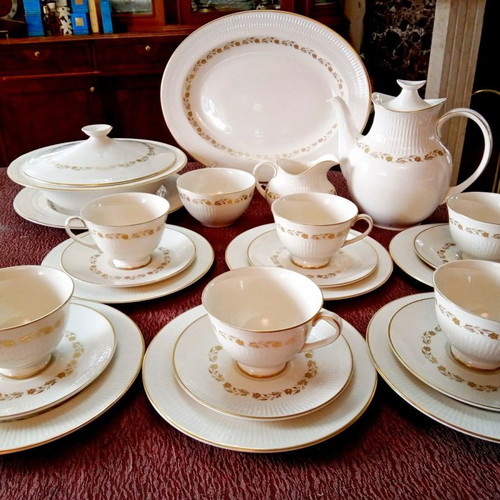 Royal-Doulton Fairfax tea set 24 pcs