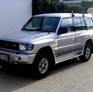 Jeep Pajero Classic-GLS 24V (7θέσιο), 182hp