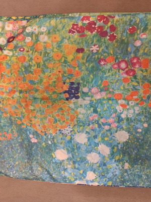 Large Art Style scarf with Klimt-style floral print like new 70x170cm