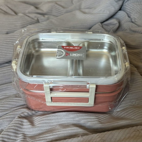 Stainless steel lunchbox 11.5x17x9.5cm, airtight with three compartments