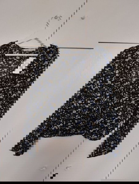 Abercrombie & Fitch ολοκαίνουριο φλοραλ ζακετακι μπλούζα small medium