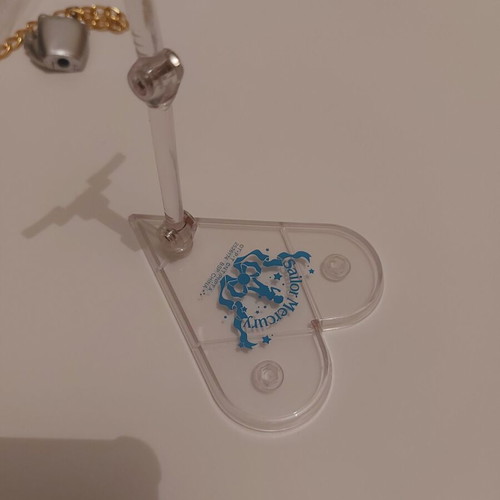 Authentic SH Figuarts Sailor Mercury figure base like new