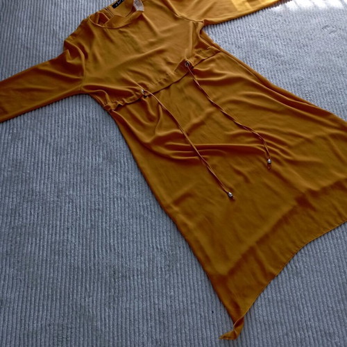 Women's dress size M like new with back zipper