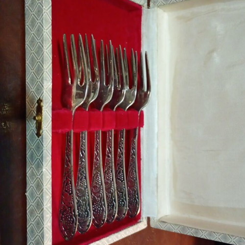 Vintage Zoulovits set of six silver-plated dessert forks, like new