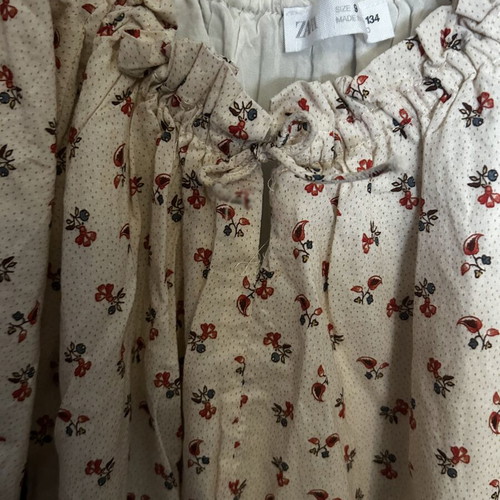 Dress for 9-year-old girl from Zara 100% viscose like new