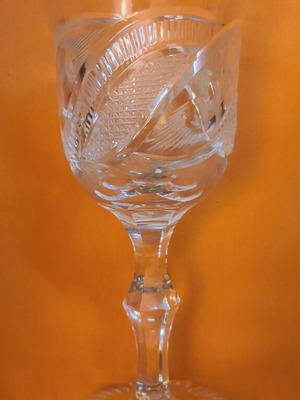 Crystal wine glasses with engraving, pack of 12, like new