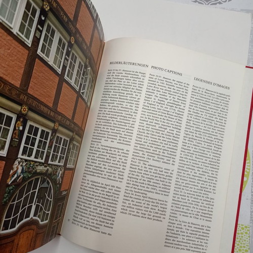 Old and rare books used, three languages: German, English, French