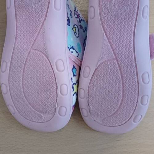 Hello Kitty winter slippers like new, size 24, pink