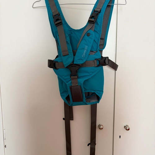 Dog carrier like new, blue and gray, for small dogs or puppies