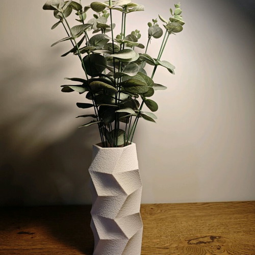 3d vase 18cm plastic with stone texture and geometric design new