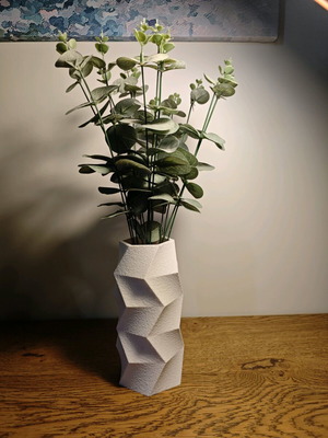 3d vase 18cm plastic with stone texture and geometric design new