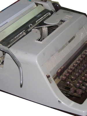 ΓΡΑΦΟΜΗΧΑΝΗ Olivetti Linea 88