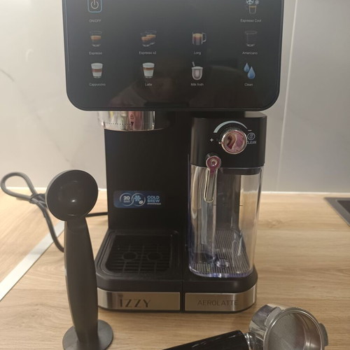 Issy Espresso Coffee Maker like new