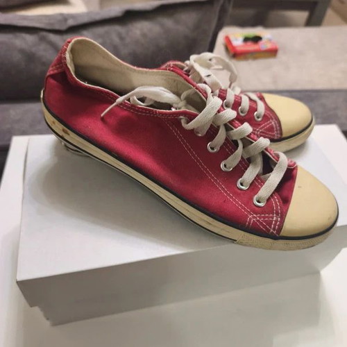 Converse All Star sneakers used, size 40, burgundy